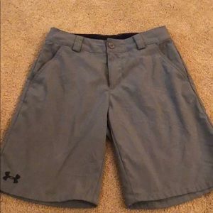 Boys Under Armour Grey Shorts (w/adj waist)